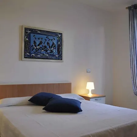 In - Gardasee 30250 * 라찌제