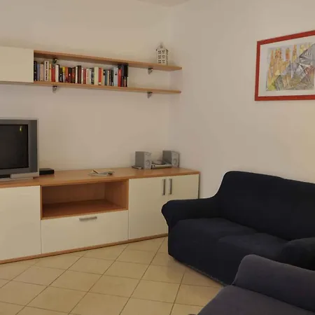 In - Gardasee 30250 라찌제