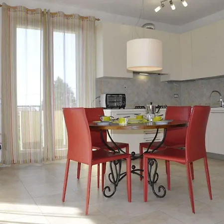 In - Gardasee 30250 Apartment *