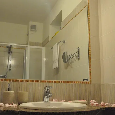 Apartment In - Gardasee 30250