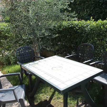 In - Gardasee 30250 *